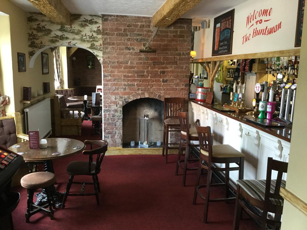 The Huntsman Hotel Cheadle  Eksteriør billede